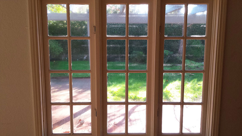 Picture of window before window cleaning in Mission Viejo by Blue Coast Window Cleaning service.